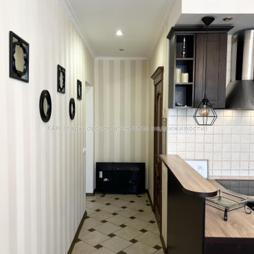 Продам квартиру, Петра Григоренко пр-т , 14 , 3  ком., 57 м², капитальный ремонт 