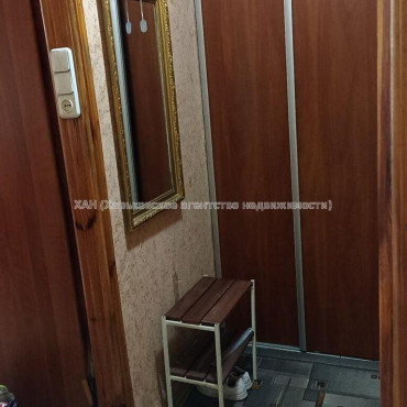 Продам квартиру, Чередниченковский пер. , 1  ком., 32.30 м², косметический ремонт 