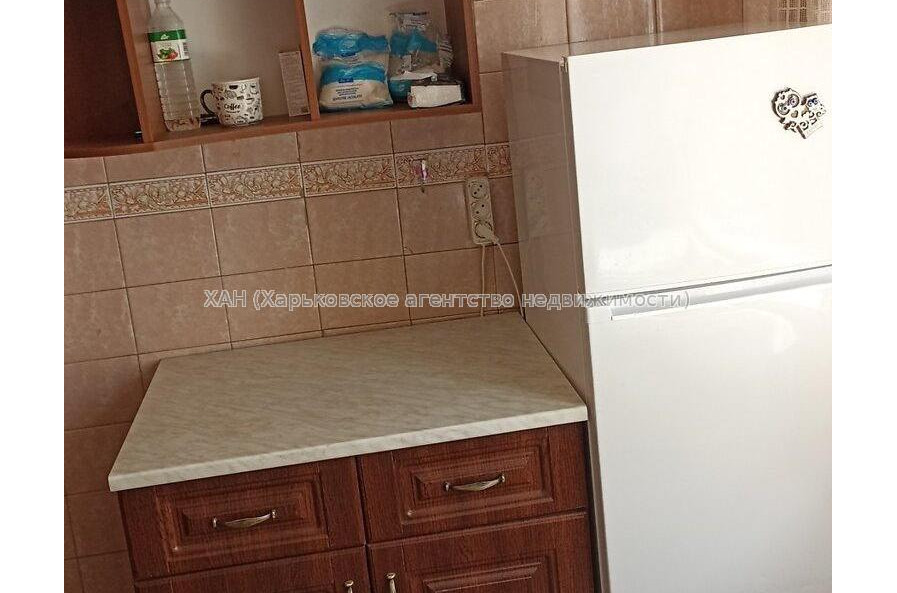 Продам квартиру, Чередниченковский пер. , 1 кім., 32.30 м², косметический ремонт 