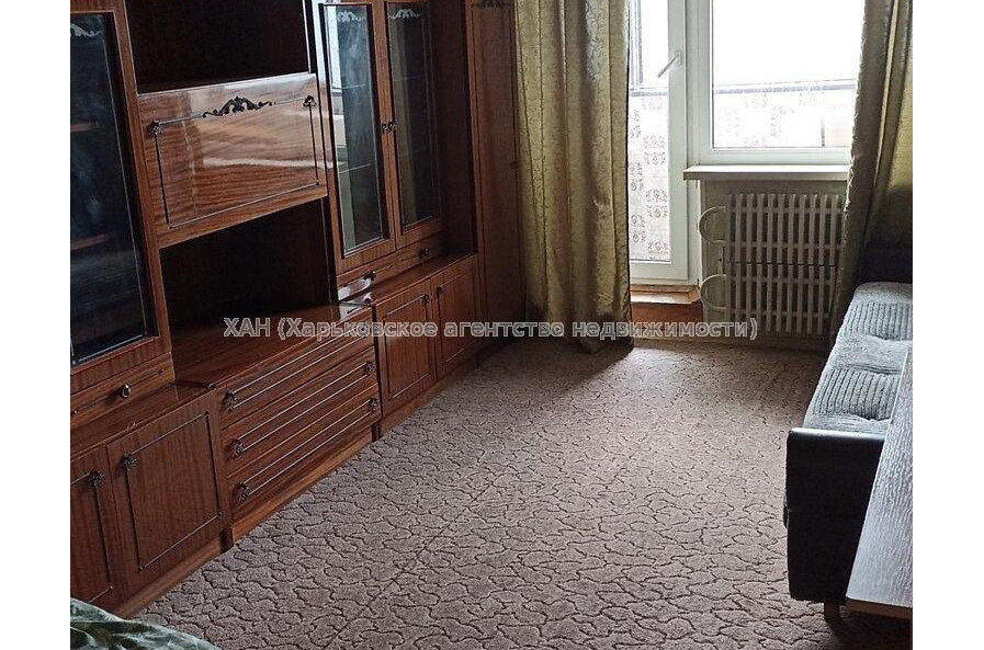 Продам квартиру, Чередниченковский пер. , 1 кім., 32.30 м², косметический ремонт 