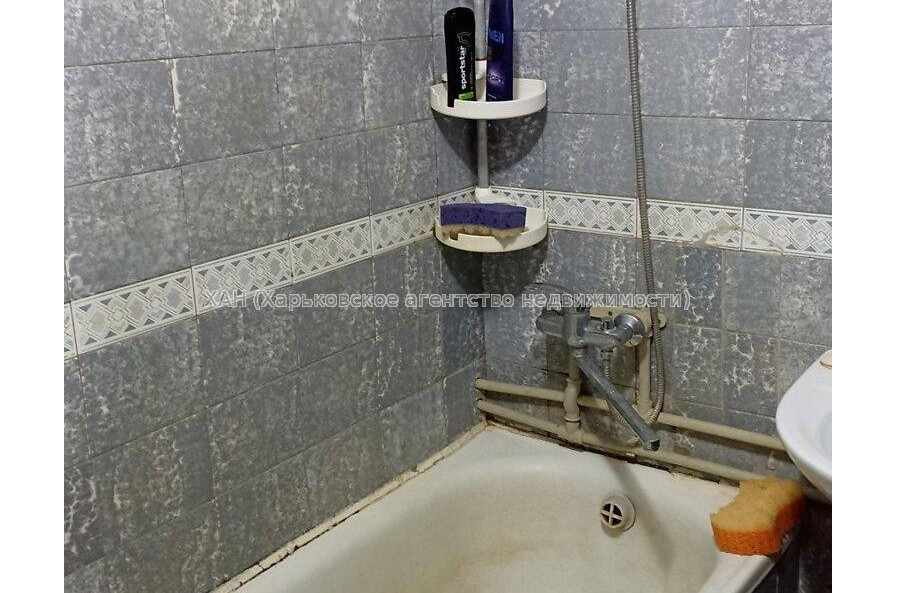 Продам квартиру, Чередниченковский пер. , 1 кім., 32.30 м², косметический ремонт 