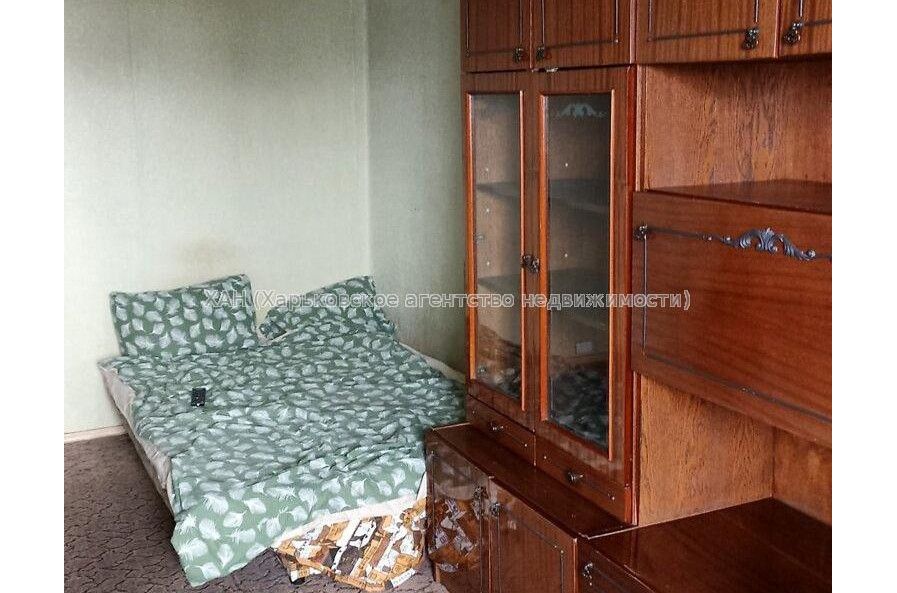 Продам квартиру, Чередниченковский пер. , 1 кім., 32.30 м², косметический ремонт 