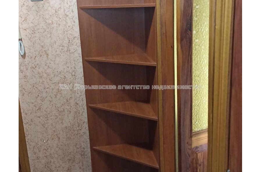 Продам квартиру, Чередниченковский пер. , 1 кім., 32.30 м², косметический ремонт 