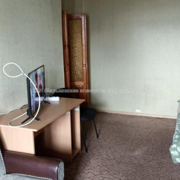 Продам квартиру, Чередниченковский пер. , 1  ком., 32.30 м², косметический ремонт 