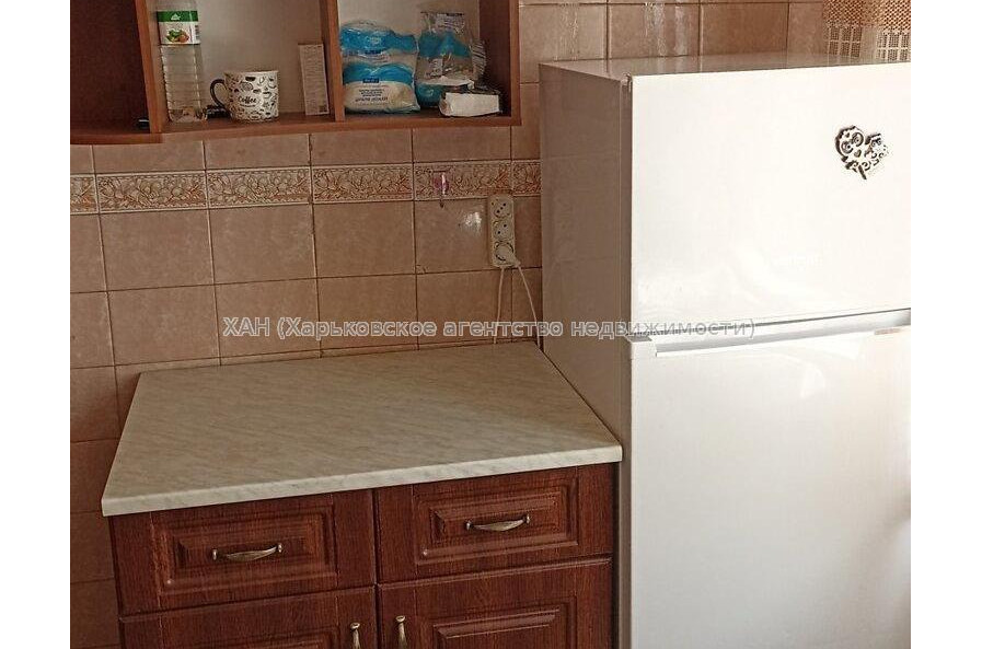 Продам квартиру, Чередниченковский пер. , 1 кім., 32.30 м², косметический ремонт 