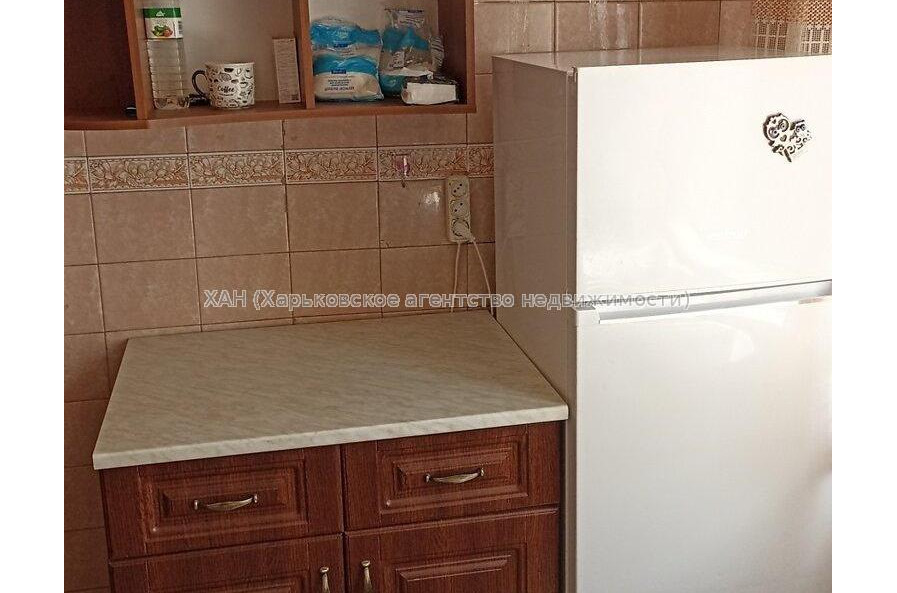 Продам квартиру, Чередниченковский пер. , 1 кім., 32.30 м², косметический ремонт 