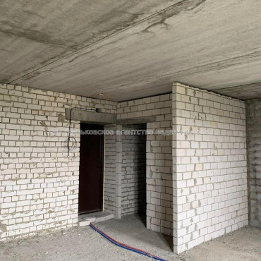 Продам квартиру, Героев Харькова просп. , 1 кім., 48.95 м², без внутренних работ 