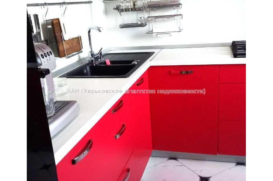 Продам квартиру, Соборности Украины ул. , 2  ком., 56 м², евроремонт 