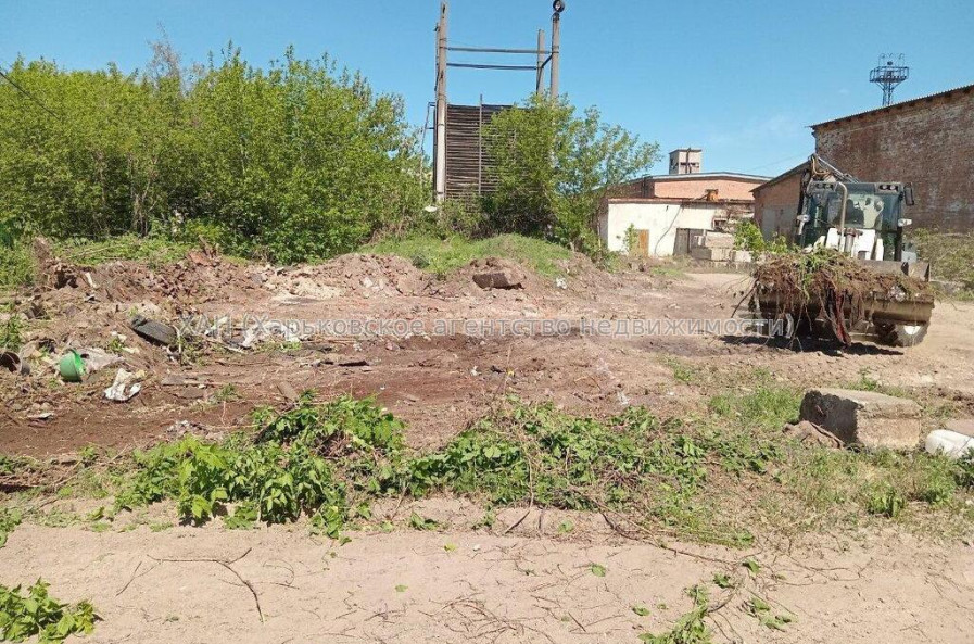 Продам нежилую недвижимость, производственное помещение , 1  ком., 211 м²