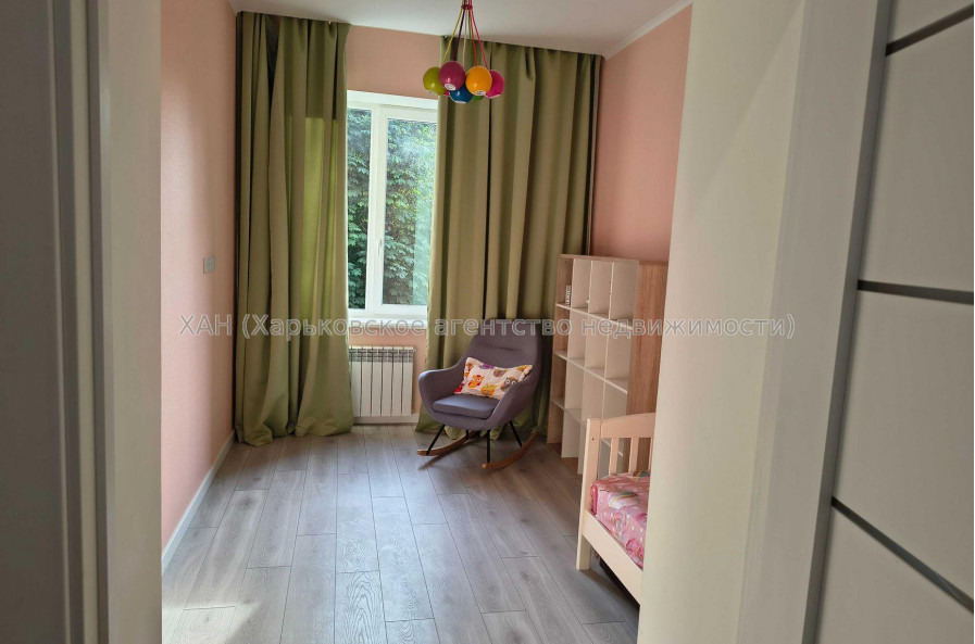Продам квартиру, Крымская ул. , 3  ком., 77 м², авторский дизайн 