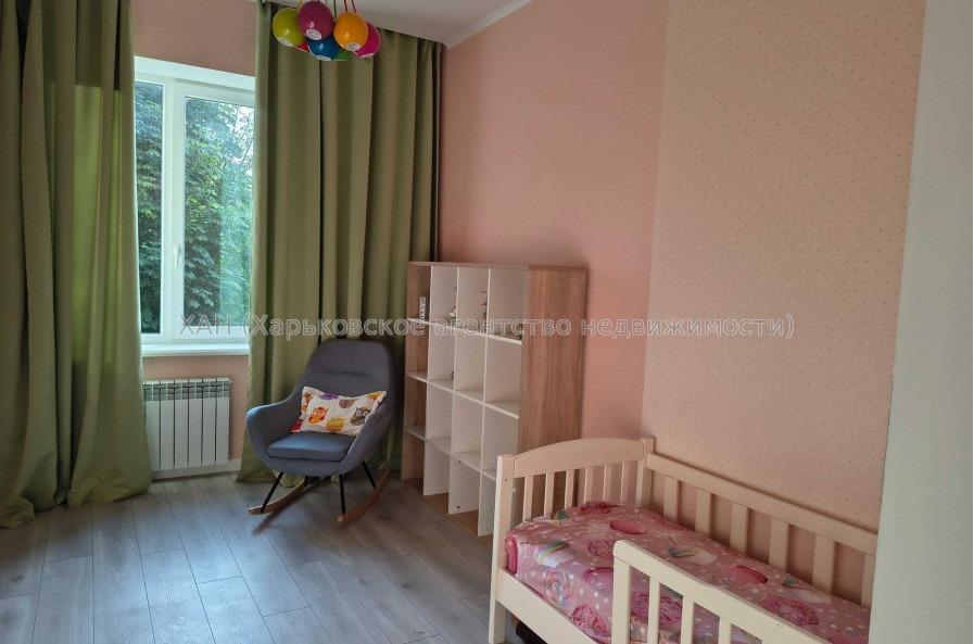 Продам квартиру, Крымская ул. , 3  ком., 77 м², авторский дизайн 
