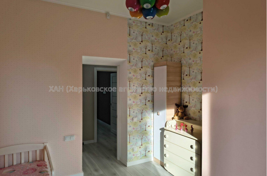 Продам квартиру, Крымская ул. , 3  ком., 77 м², авторский дизайн 
