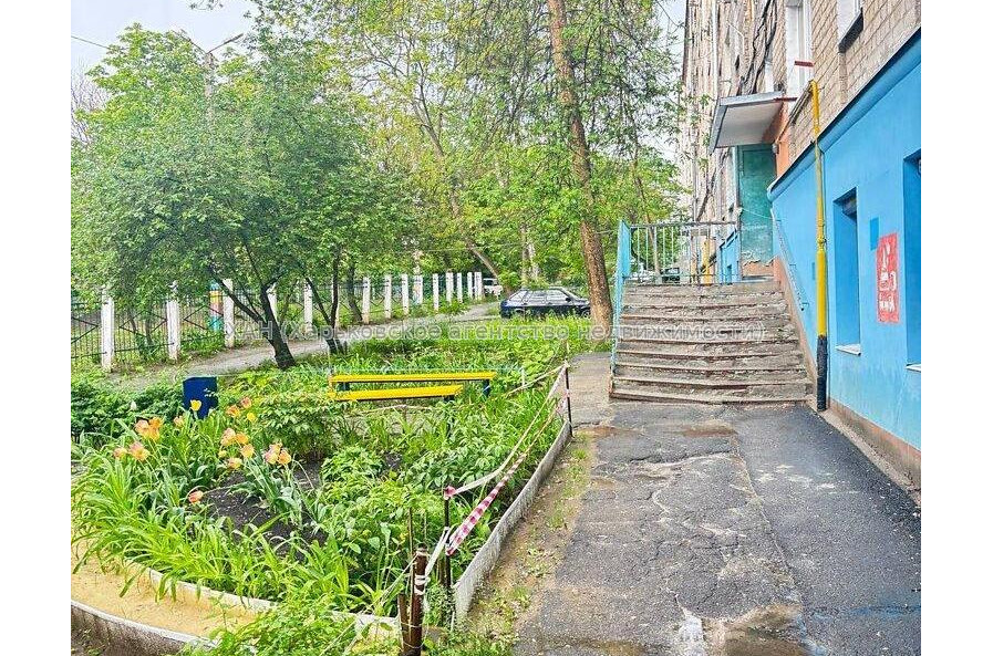 Продам квартиру, 23 Августа ул. , 1  ком., 10 м², косметический ремонт 