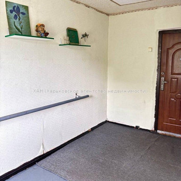 Продам квартиру, 23 Августа ул. , 1  ком., 10 м², косметический ремонт 