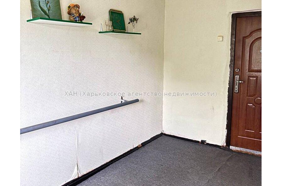 Продам квартиру, 23 Августа ул. , 1  ком., 10 м², косметический ремонт 