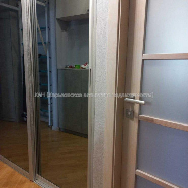 Продам квартиру, Аэрокосмический пр. , 3 кім., 64 м², евроремонт 