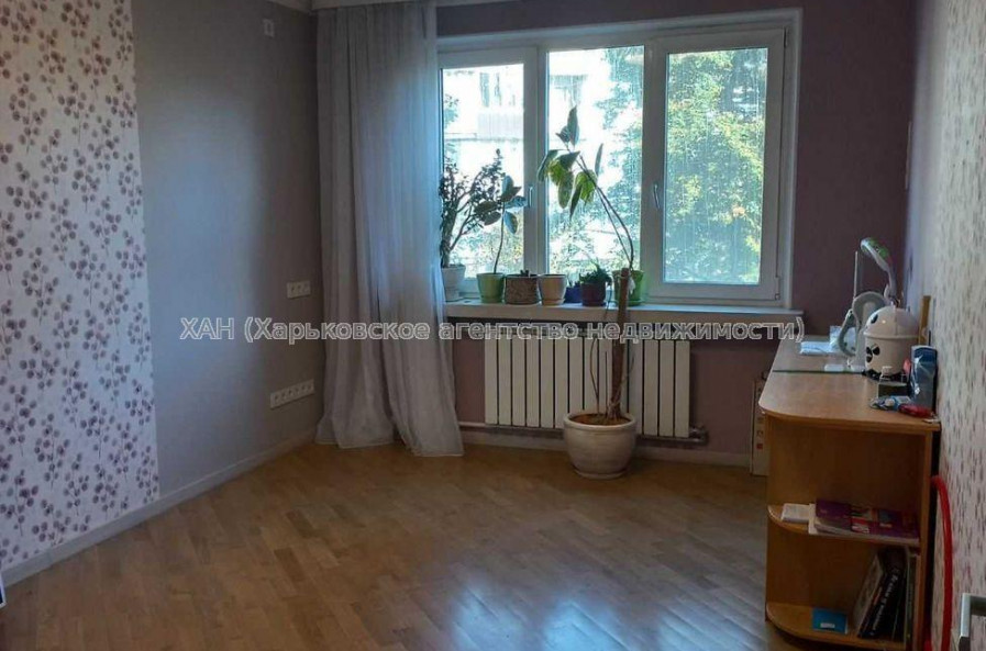 Продам квартиру, Аэрокосмический пр. , 3  ком., 64 м², евроремонт 