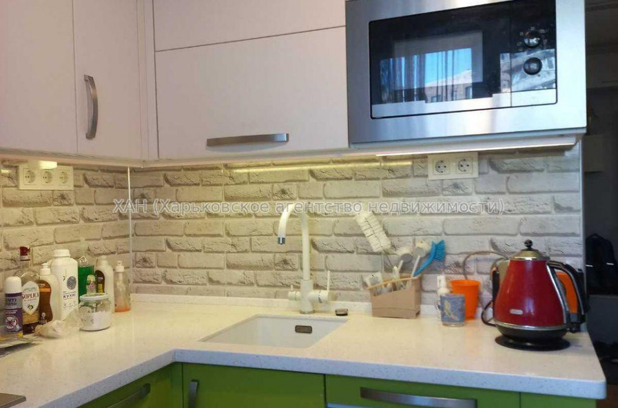 Продам квартиру, Аэрокосмический пр. , 3  ком., 64 м², евроремонт 