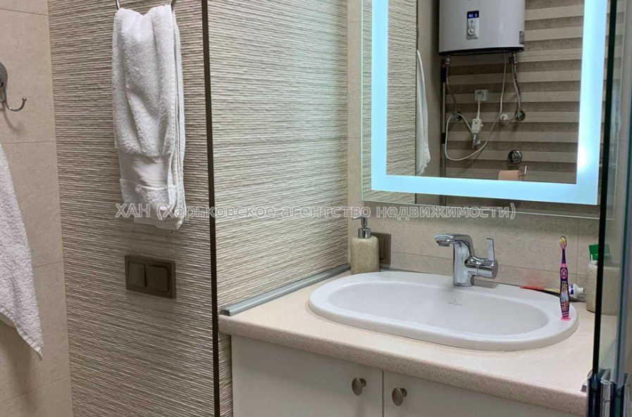 Продам квартиру, Садовый проезд , 3 кім., 90 м², евроремонт 