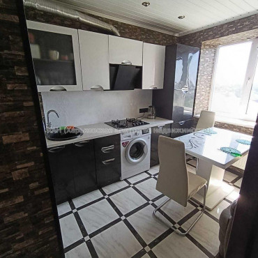 Продам квартиру, Тимирязева ул. , 2 кім., 51 м², капитальный ремонт 