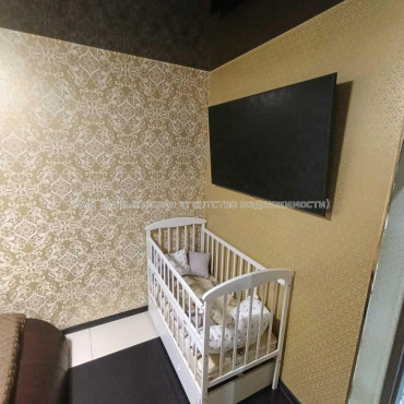 Продам квартиру, Тимирязева ул. , 2 кім., 51 м², капитальный ремонт 