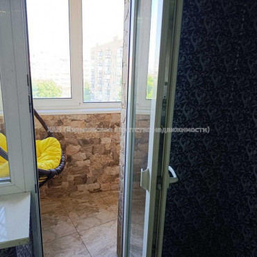 Продам квартиру, Тимирязева ул. , 2 кім., 51 м², капитальный ремонт 