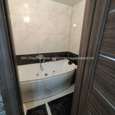 Продам квартиру, Тимирязева ул. , 2 кім., 51 м², капитальный ремонт 