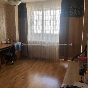 Продам квартиру, Гвардейцев Широнинцев ул. , 1 кім., 37.60 м², косметический ремонт 