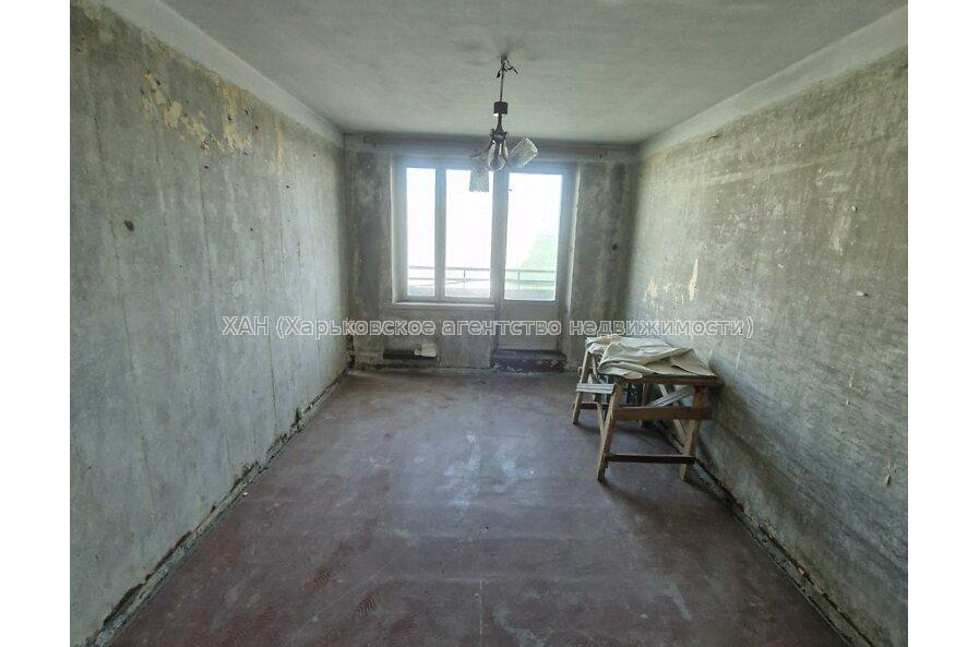 Продам квартиру, Салтовское шоссе , 2 кім., 45 м², без отделочных работ 