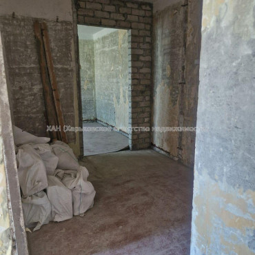 Продам квартиру, Салтовское шоссе , 2  ком., 45 м², без отделочных работ 