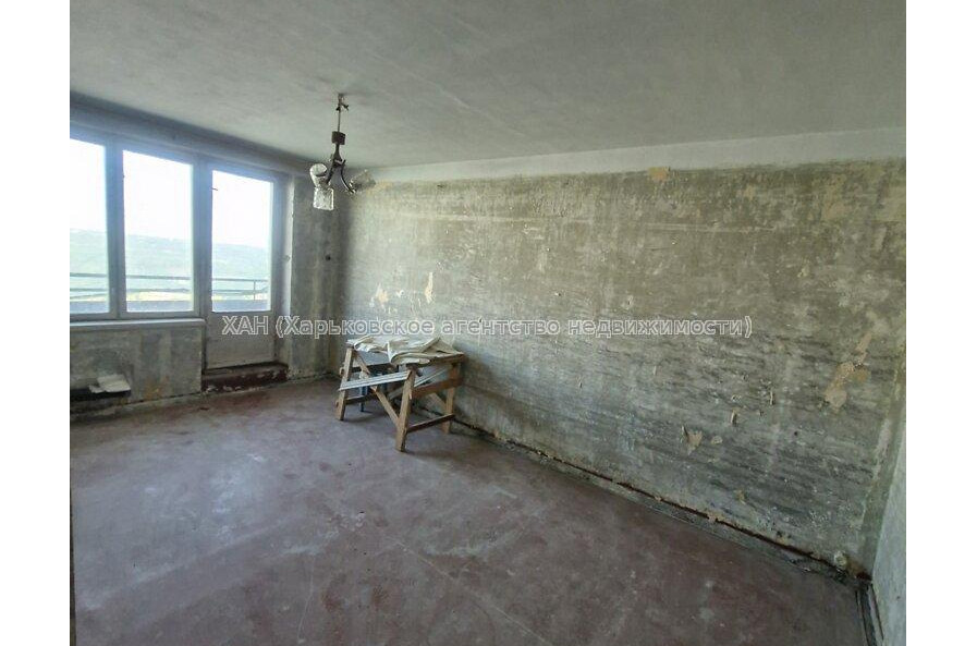 Продам квартиру, Салтовское шоссе , 2 кім., 45 м², без отделочных работ 
