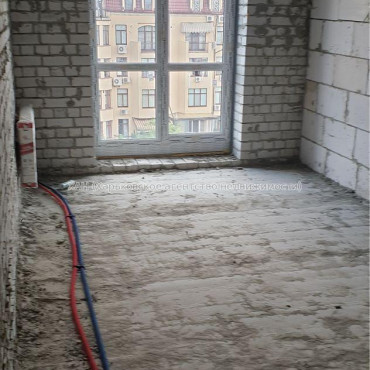 Продам квартиру, Клочковская ул. , 2  ком., 63 м², без внутренних работ 