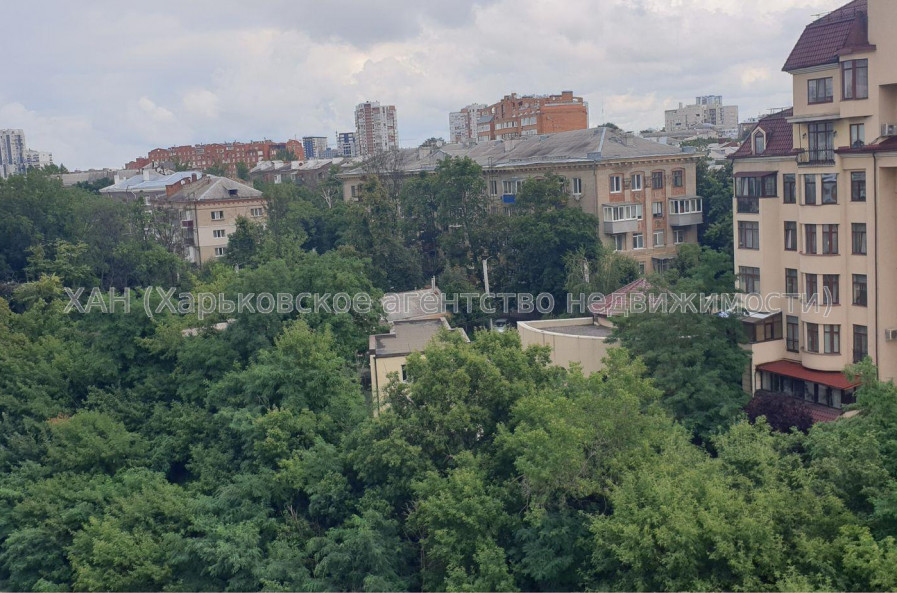 Продам квартиру, Клочковская ул. , 2  ком., 63 м², без внутренних работ 