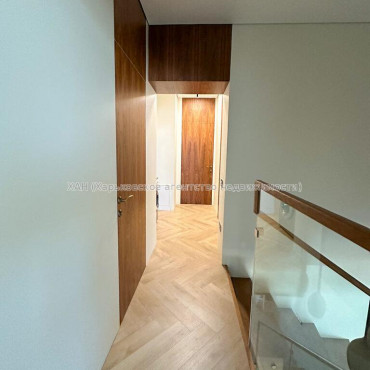 Продам квартиру, Пискуновский пер. , 4 кім., 138 м², евроремонт 