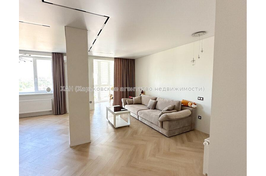 Продам квартиру, Пискуновский пер. , 4  ком., 138 м², евроремонт 