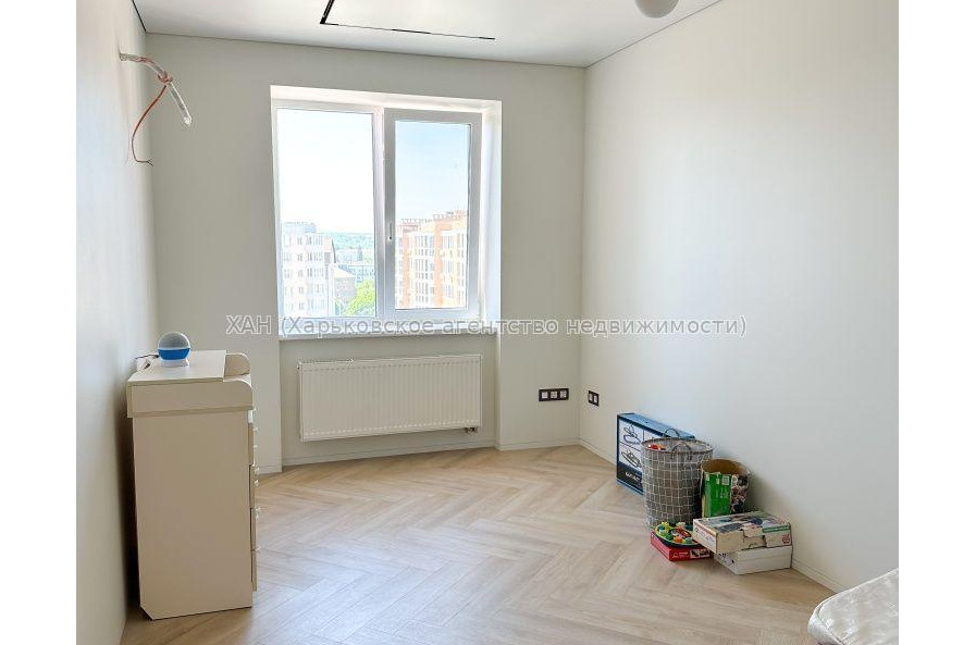 Продам квартиру, Пискуновский пер. , 4  ком., 138 м², евроремонт 