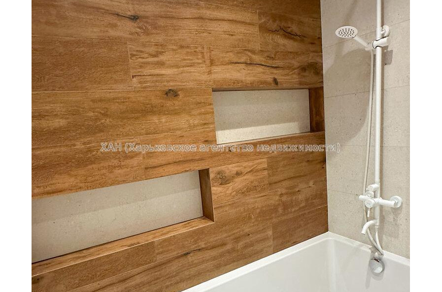 Продам квартиру, Пискуновский пер. , 4  ком., 138 м², евроремонт 