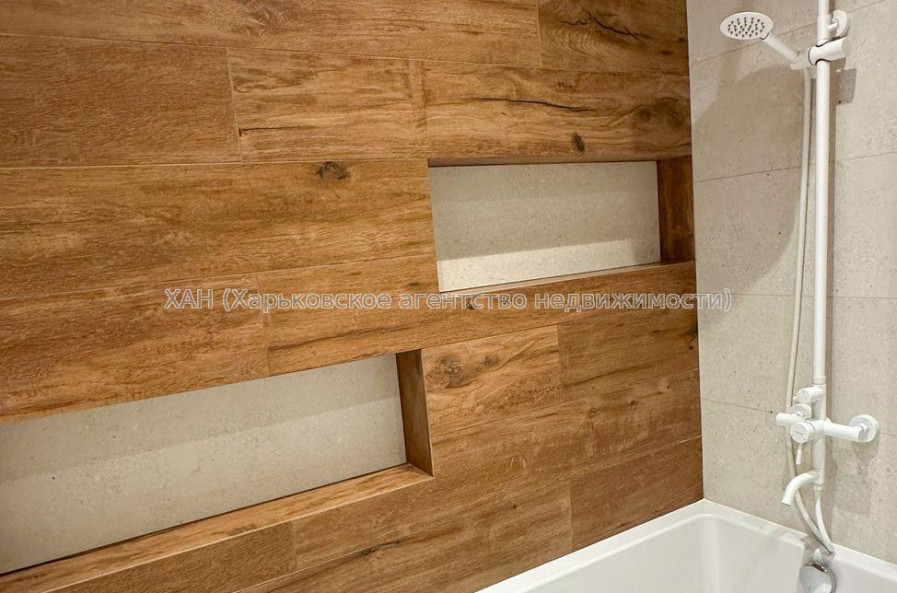 Продам квартиру, Пискуновский пер. , 4  ком., 138 м², евроремонт 