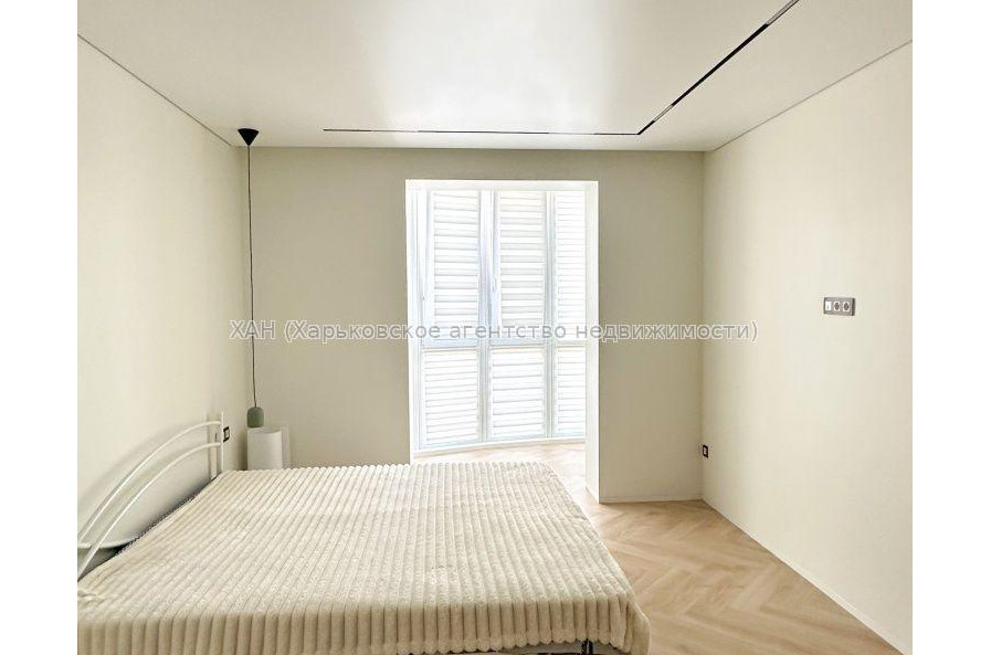 Продам квартиру, Пискуновский пер. , 4  ком., 138 м², евроремонт 
