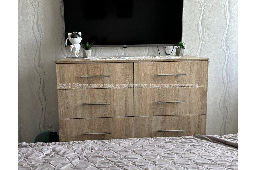 Продам квартиру, Профсоюзный бульв. , 1 кім., 40 м², капитальный ремонт 