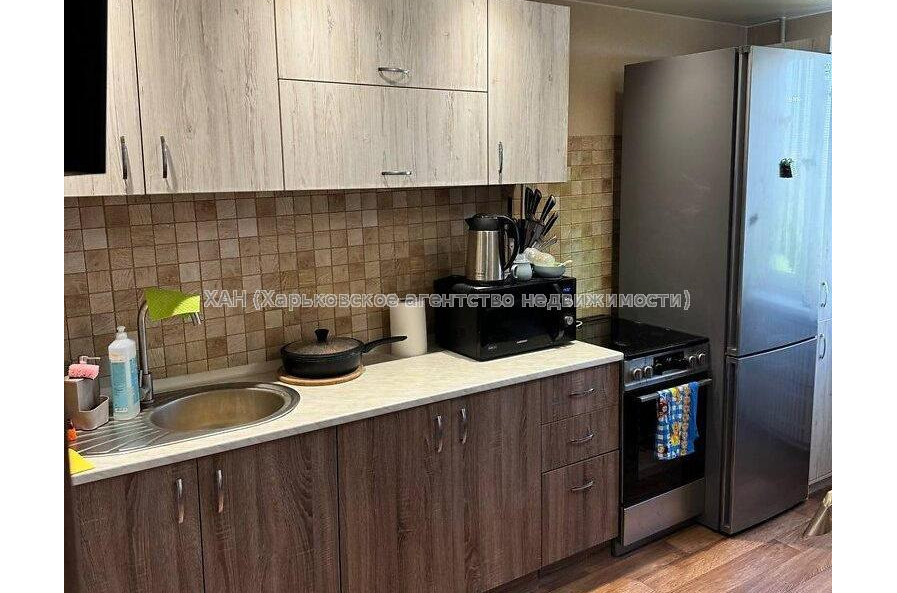 Продам квартиру, Профсоюзный бульв. , 1 кім., 40 м², капитальный ремонт 