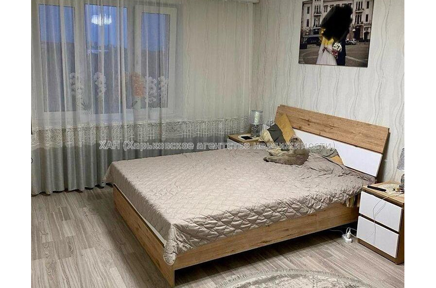 Продам квартиру, Профсоюзный бульв. , 1 кім., 40 м², капитальный ремонт 