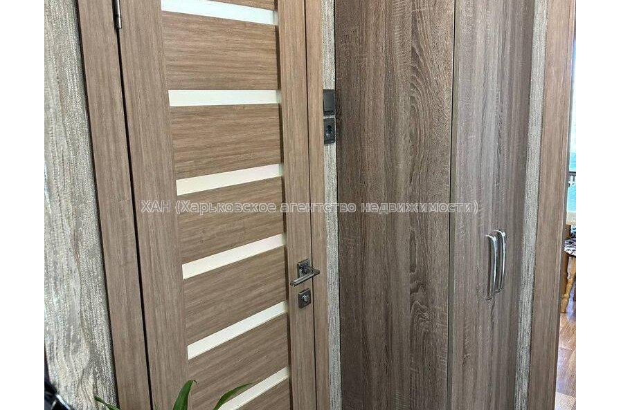 Продам квартиру, Профсоюзный бульв. , 1 кім., 40 м², капитальный ремонт 