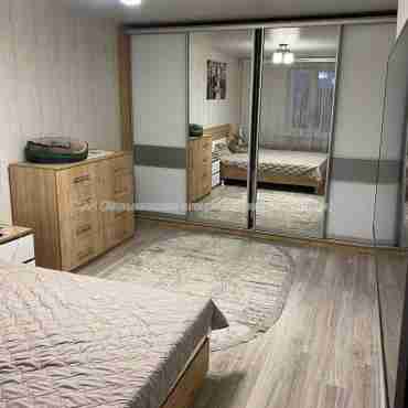 Продам квартиру, Профсоюзный бульв. , 1 кім., 40 м², капитальный ремонт 