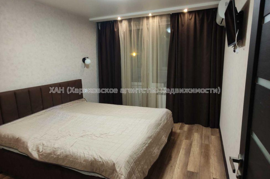 Продам квартиру, Академика Павлова ул. , 3 кім., 65 м², евроремонт 