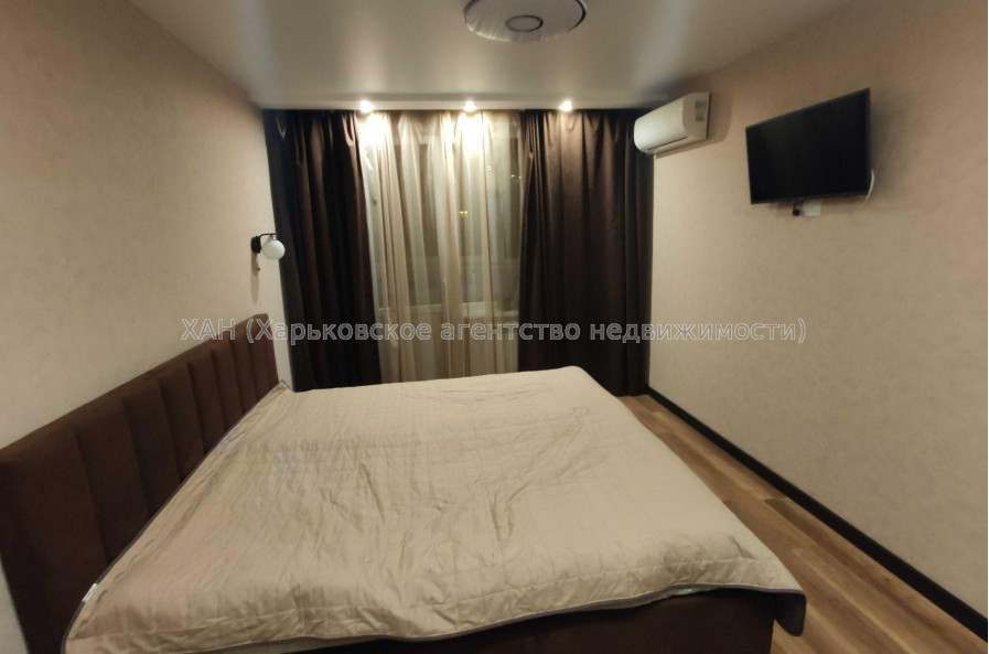 Продам квартиру, Академика Павлова ул. , 3 кім., 65 м², евроремонт 