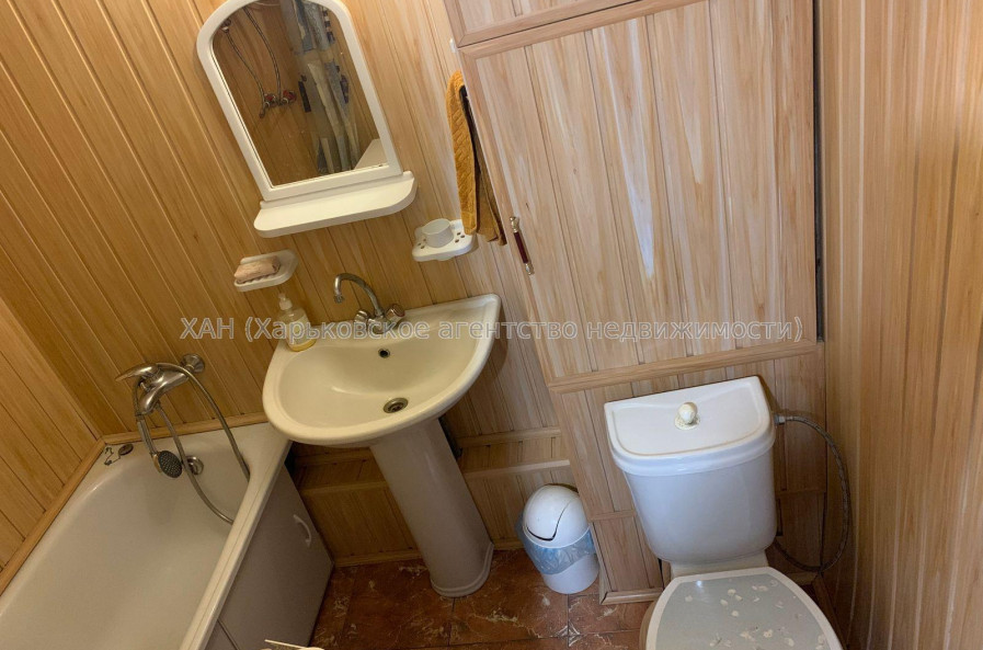 Продам квартиру, Науки просп. , 1 кім., 30 м², евроремонт 