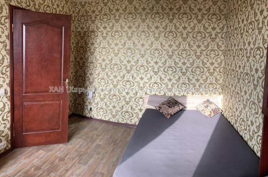 Продам квартиру, Науки просп. , 1 кім., 30 м², евроремонт 