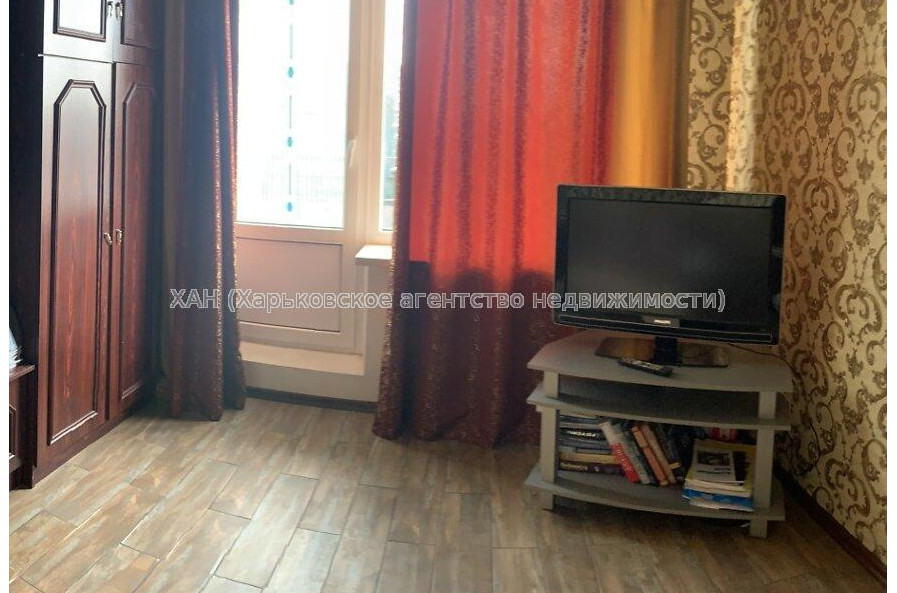 Продам квартиру, Науки просп. , 1 кім., 30 м², евроремонт 
