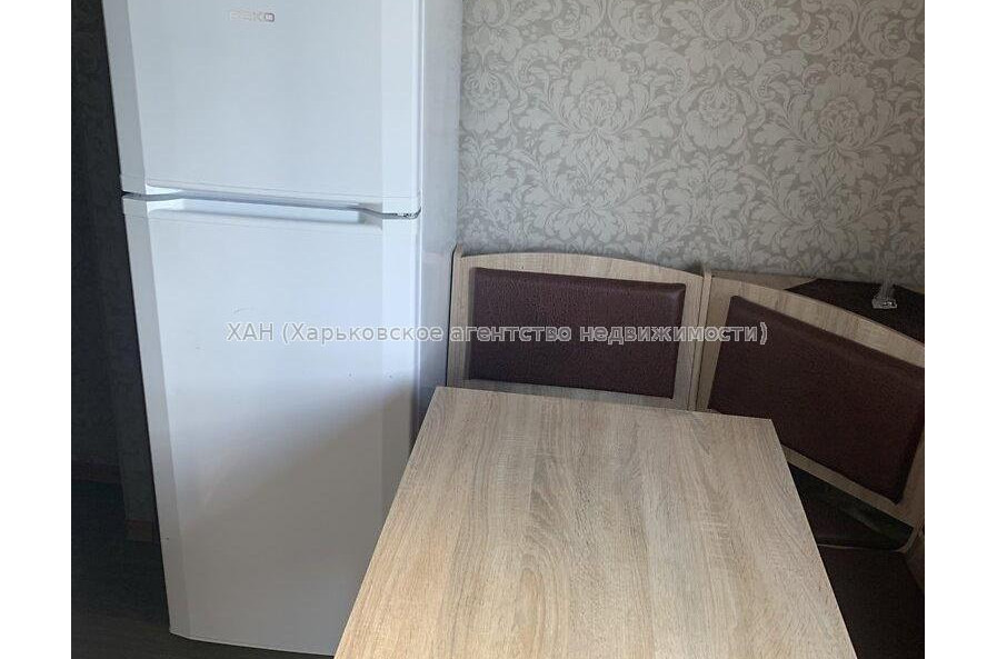Продам квартиру, Науки просп. , 1 кім., 30 м², евроремонт 